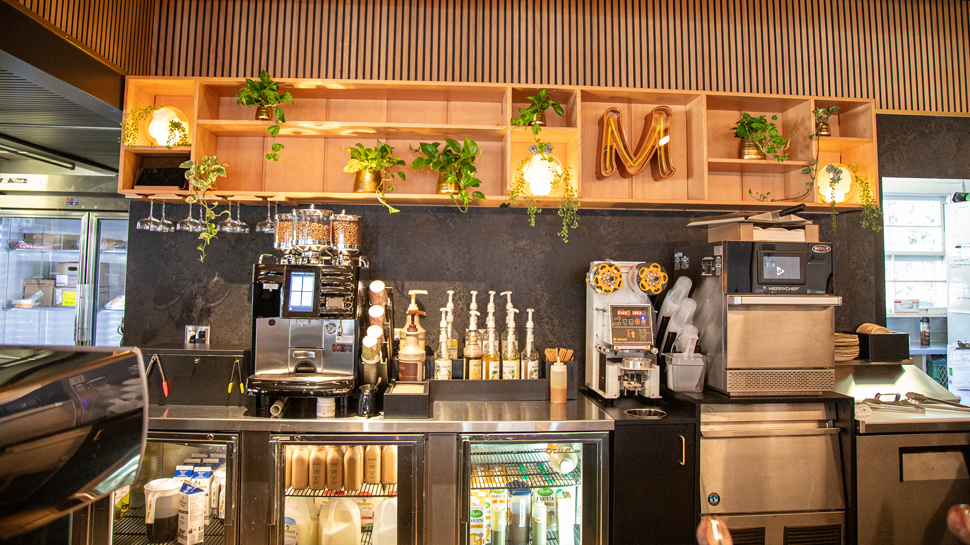 mais-cafe-interior-06_1920x1080