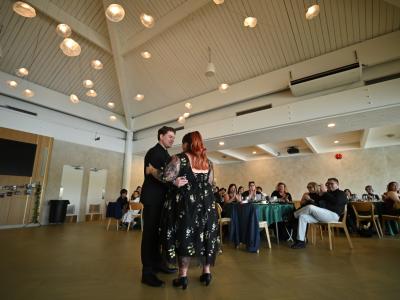 burnaby-lake-pavilion-wedding-dance